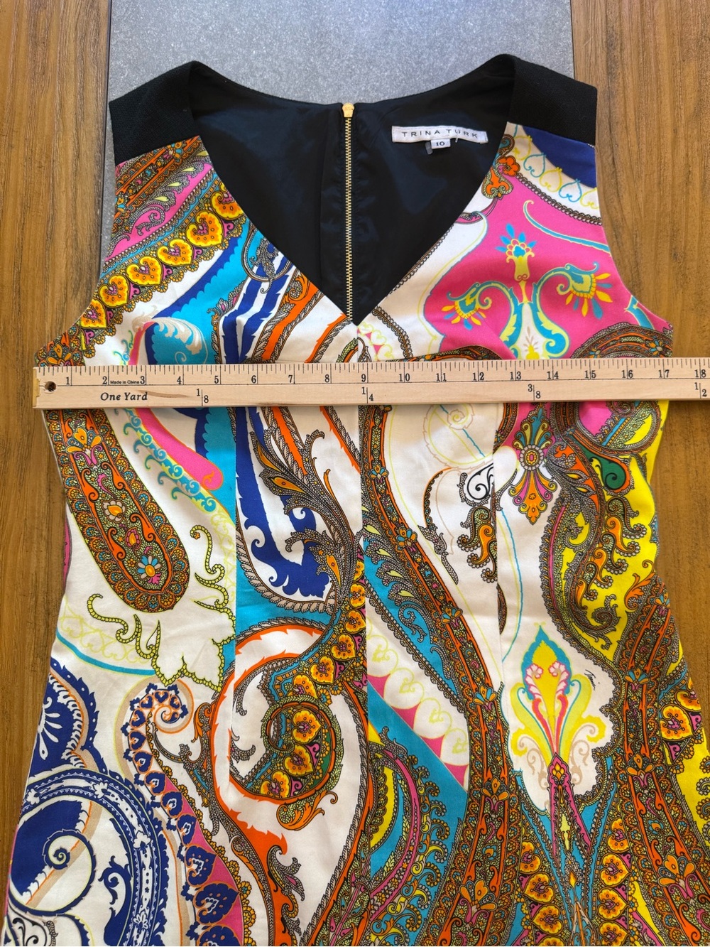 Vintage Trina Turk Paisley Sheath Dress Sleeveless Size 10 - Picture 5 of 9
